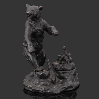 Чернильница "Медведь на задних лапах", автор модели Обер А.Л., чугун, крашение, Каслинский чугунолитейный завод (Касли), СССР, 1950 г.