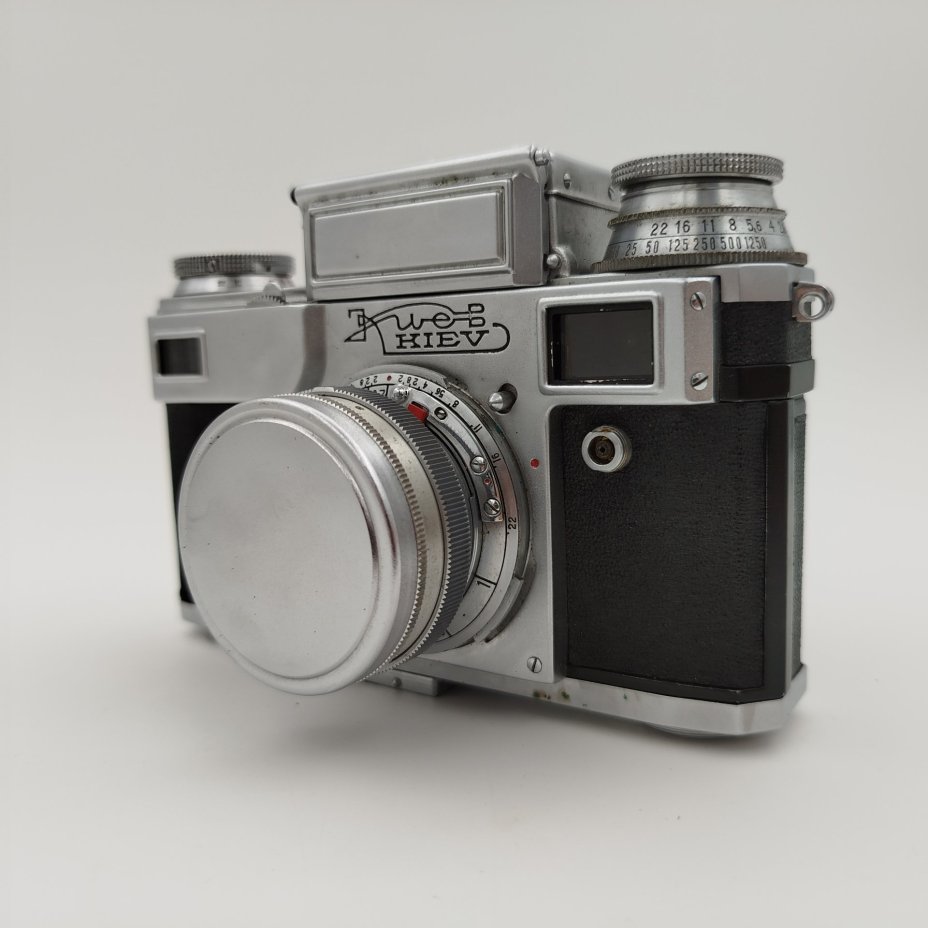 Фотоаппарат "Киев-4" с объективом "Юпитер-8", металл, стекло, кожа, полимерный материал, Киевский завод «Арсенал», Киевский завод «Арсенал»