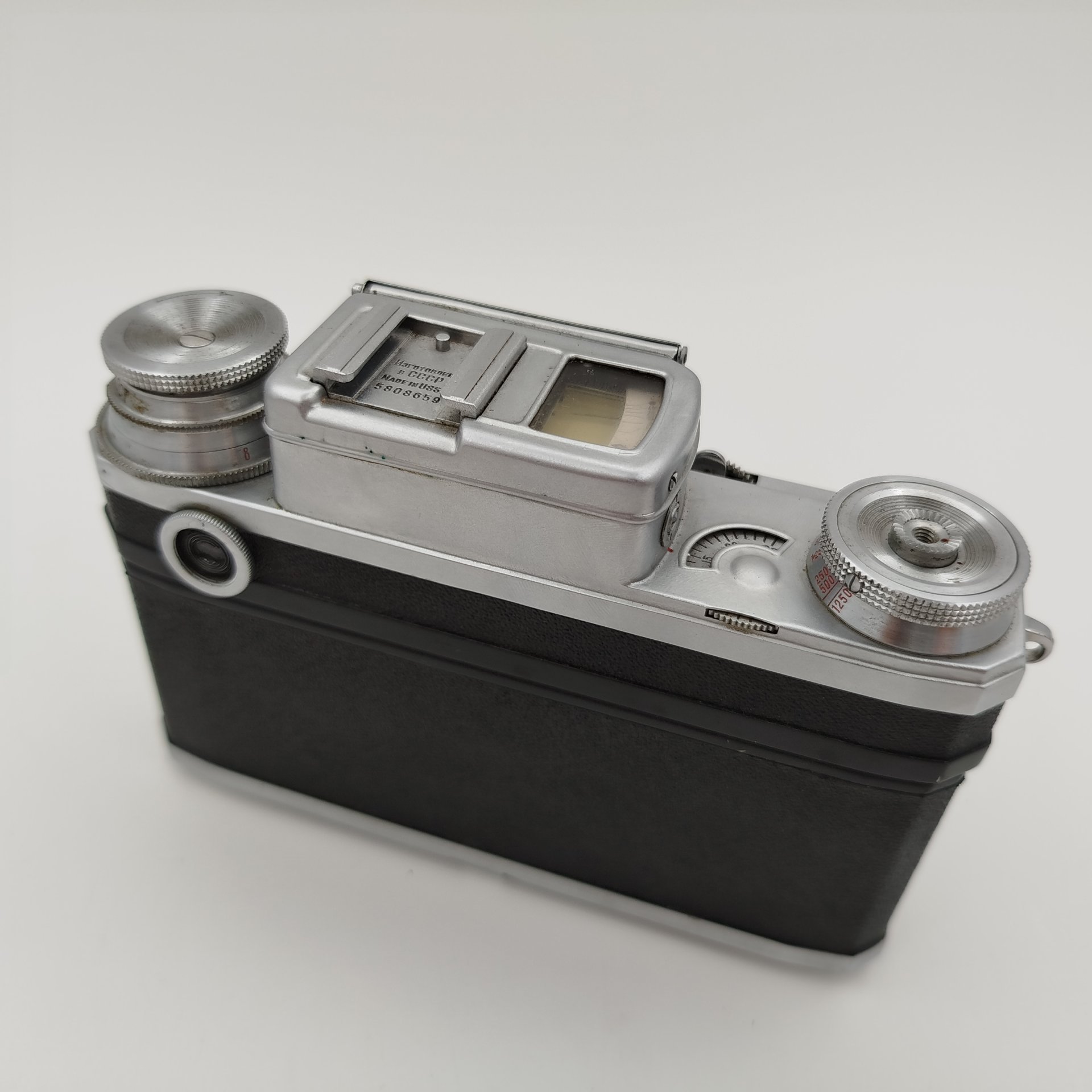 Фотоаппарат "Киев-4" с объективом "Юпитер-8", металл, стекло, кожа, полимерный материал, Киевский завод «Арсенал», Киевский завод «Арсенал»