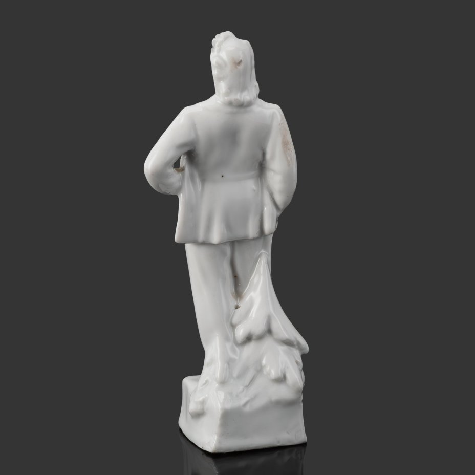 Скульптура "Девушка-геолог", автор А.Д. Бржезицкая, фарфор, Дулевский фарфоровый завод (Дулёво), СССР, 1940-1950 гг.