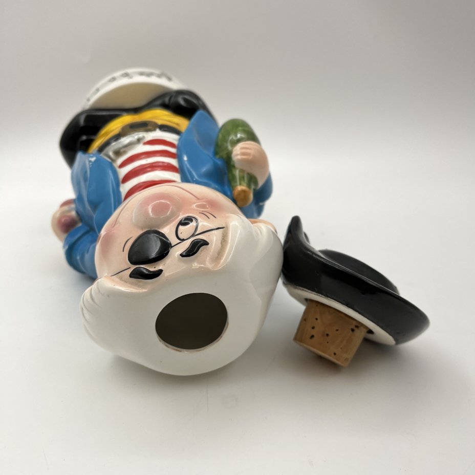 Штоф музыкальный "Пират"