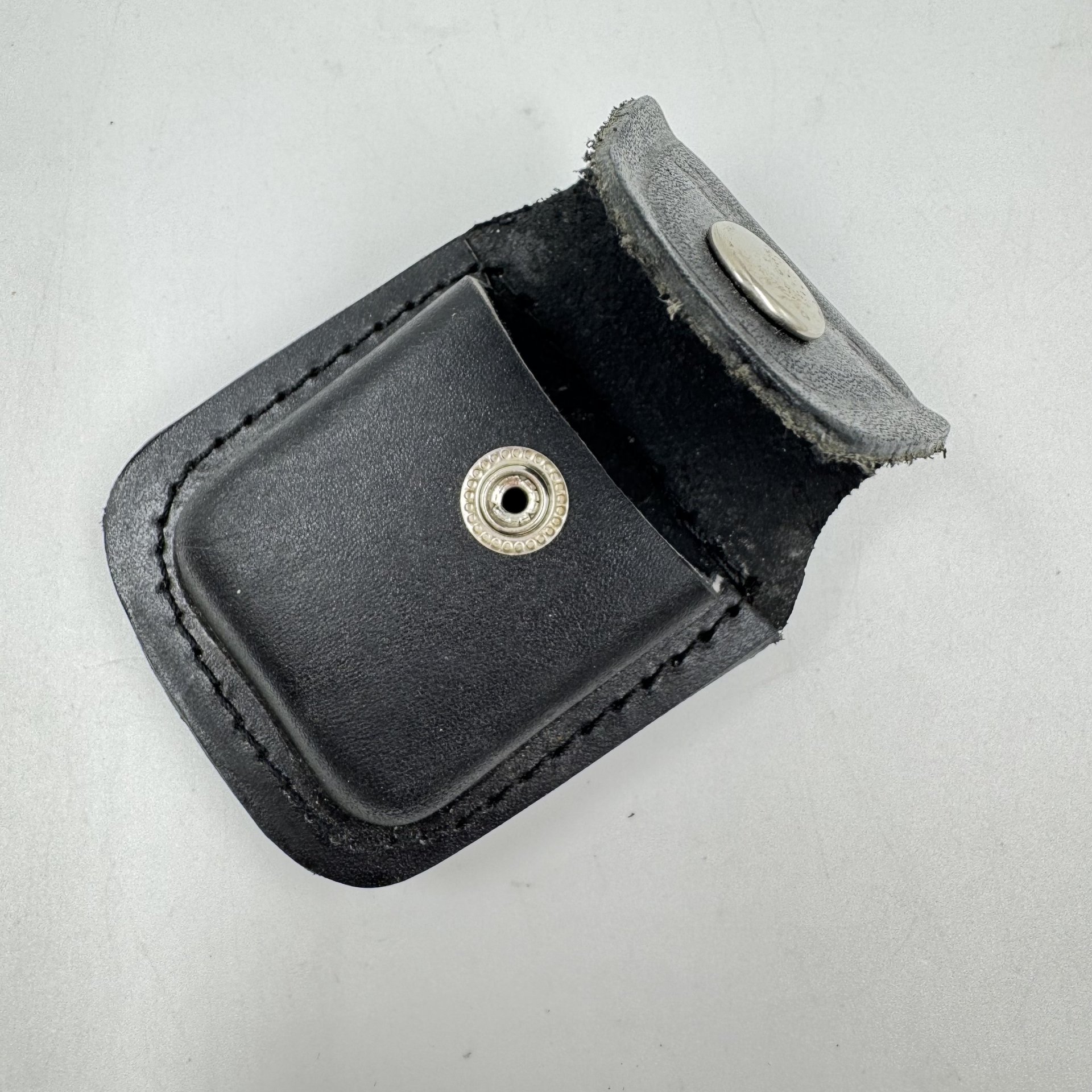 Чехол для зажигалки "Zippo" с металлическим фиксатором на ремень