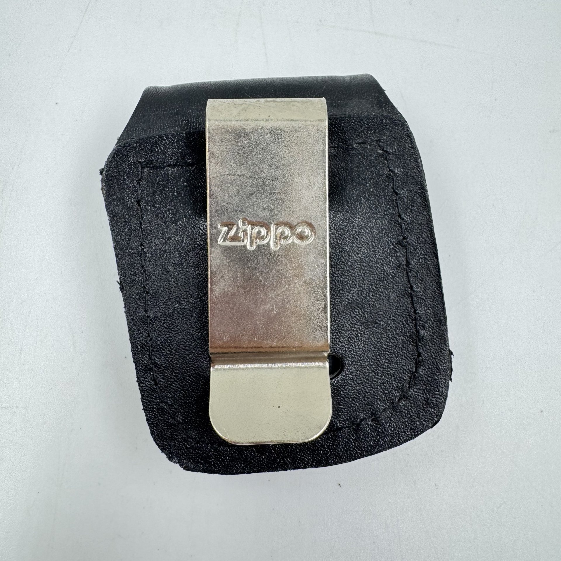 Чехол для зажигалки "Zippo" с металлическим фиксатором на ремень