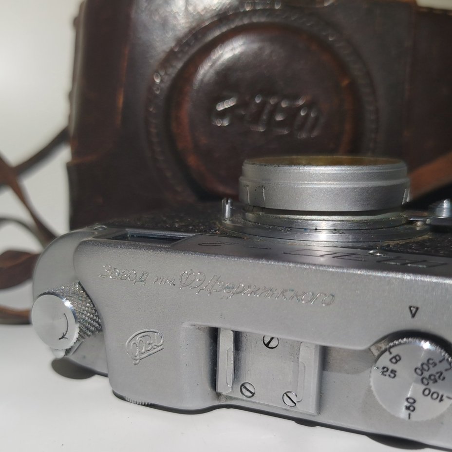 Фотоаппарат "ФЭД-2" в оригинальном кофре (Первый выпуск), металл, стекло, кожа, Харьковский машиностроительный завод им. Дзержинского (ФЭД), СССР, 1955-1956 гг., Харьковский машиностроительный завод им. Дзержинского (ФЭД)