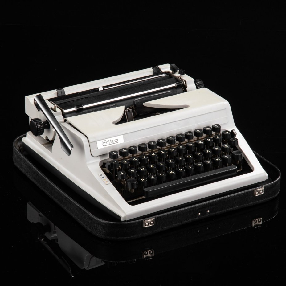 Машинка печатная "Erika Robotron 105" в оригинальном кофре, металл, пластик, Buromaschinen, ГДР, 1969-1991 гг.