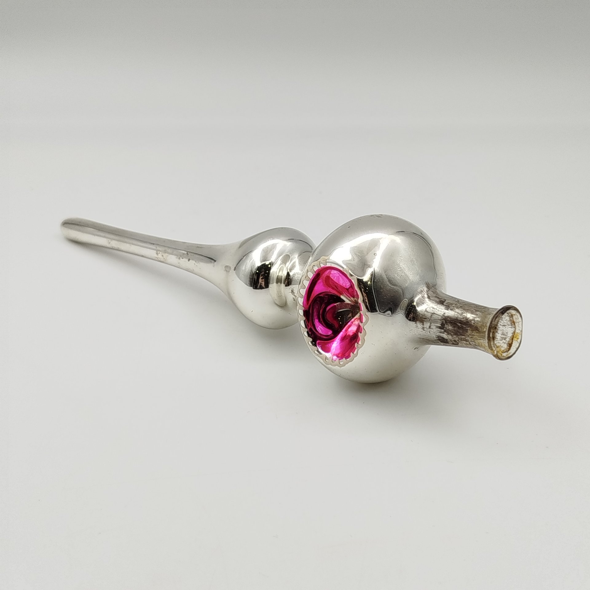 Игрушка елочная "Пика" (навершие/наконечник на елку), стекло, краска, СССР, 1960-1980 гг.