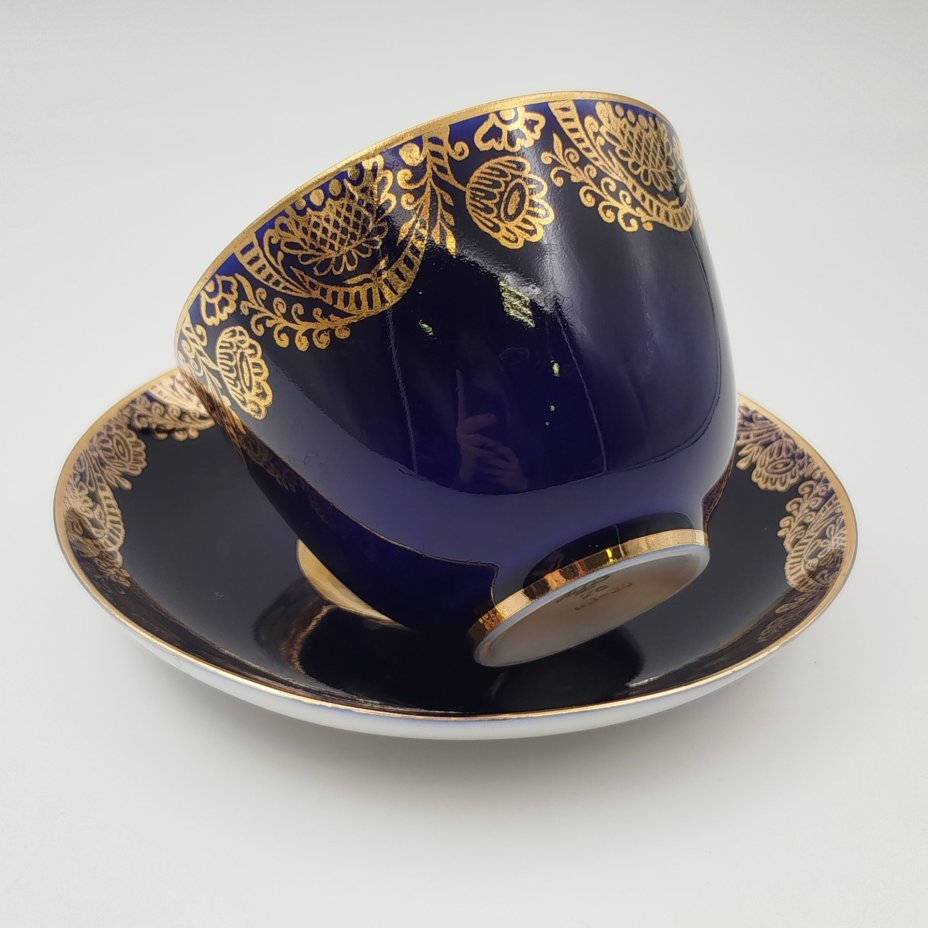 Пара чайная "Золотой фриз", фарфор, крытье кобальтом, Ленинградский фарфоровый завод (ЛФЗ), СССР, 1960-1970 гг.