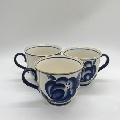 Набор из 3 чашек с расписным растительным декором, фарфор, роспись, Объединение «Гжель», СССР, 1972-1985 гг.