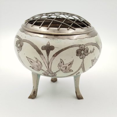 Ваза-ароматница для благовоний с растительным декором, металл, гравировка, крашение, Индия, 1970-1990 гг.