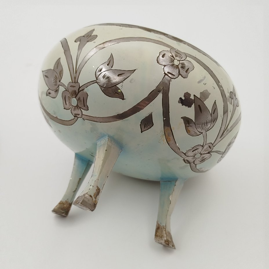 Ваза-ароматница для благовоний с растительным декором