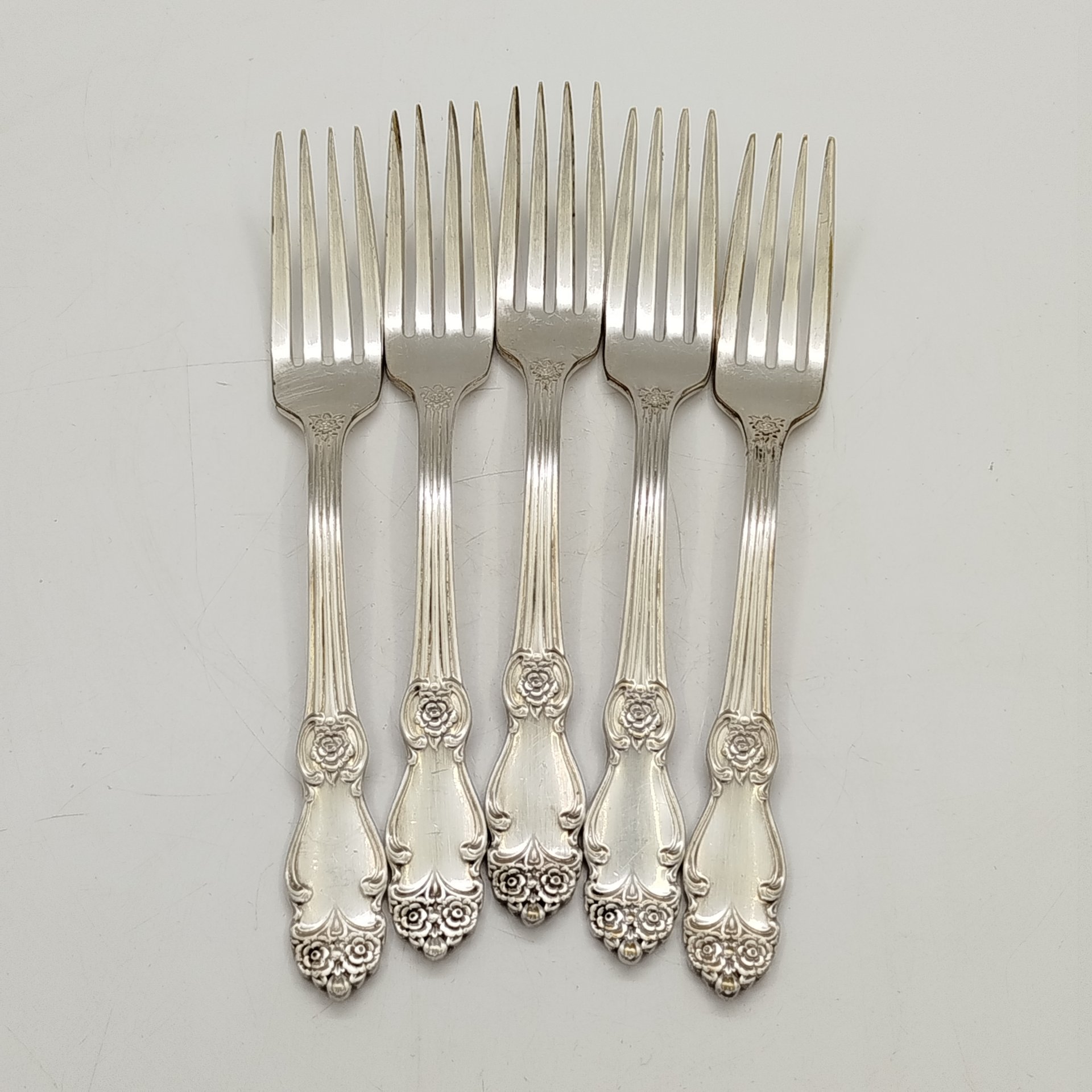 Набор из пяти вилок "Серебряная роза", мНЦ (медь-никель-цинк), Кольчугинский завод цветных металлов, СССР, 1960-1990 гг.