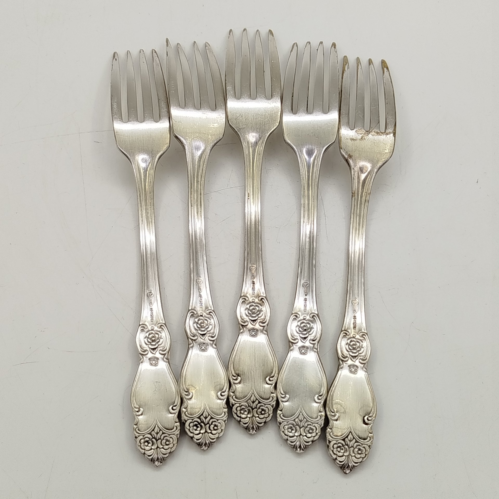 Набор из пяти вилок "Серебряная роза", мНЦ (медь-никель-цинк), Кольчугинский завод цветных металлов, СССР, 1960-1990 гг.