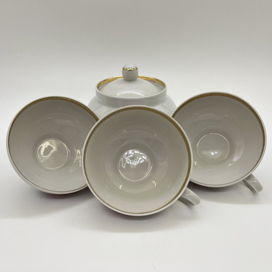 Набор посуды, состоящий из 3-х чайных чашек и сахарницы, фарфор, деколь, золочение, Дулевский фарфоровый завод (Дулёво), СССР, 1980-1991 гг.