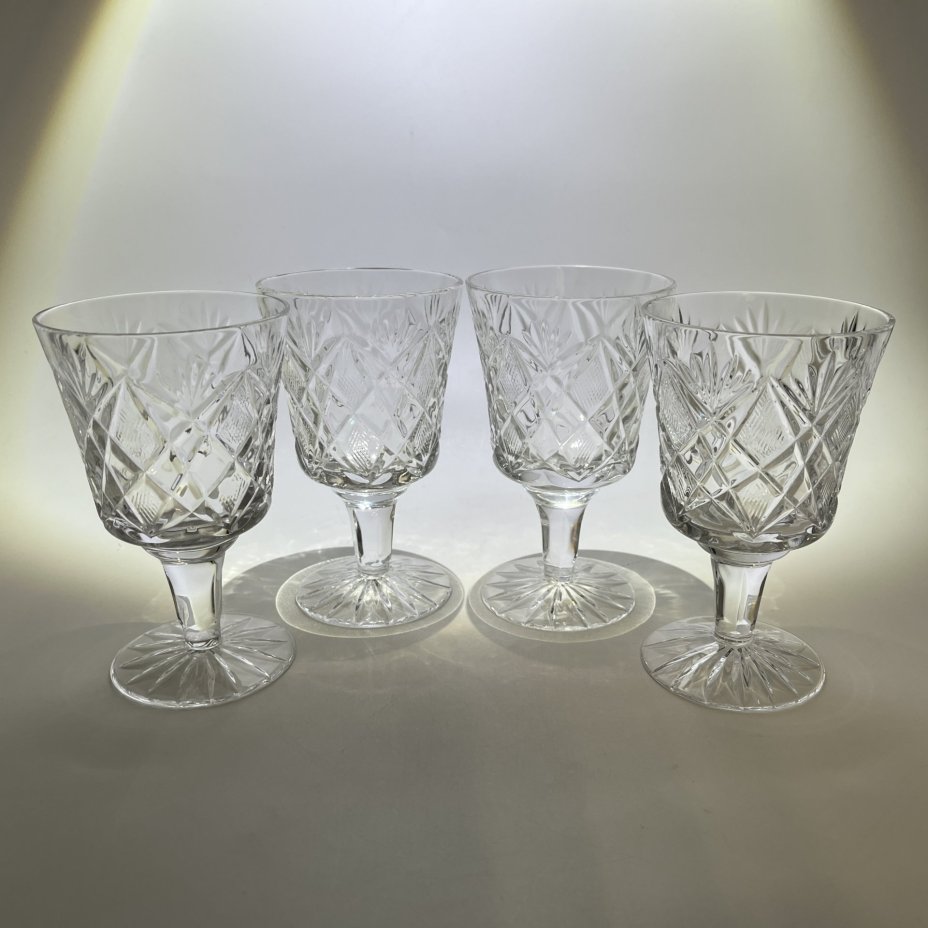 Набор из 4 бокалов/фужеров с геометрическим декором, хрусталь, пресс, СССР, 1970-1990 гг.