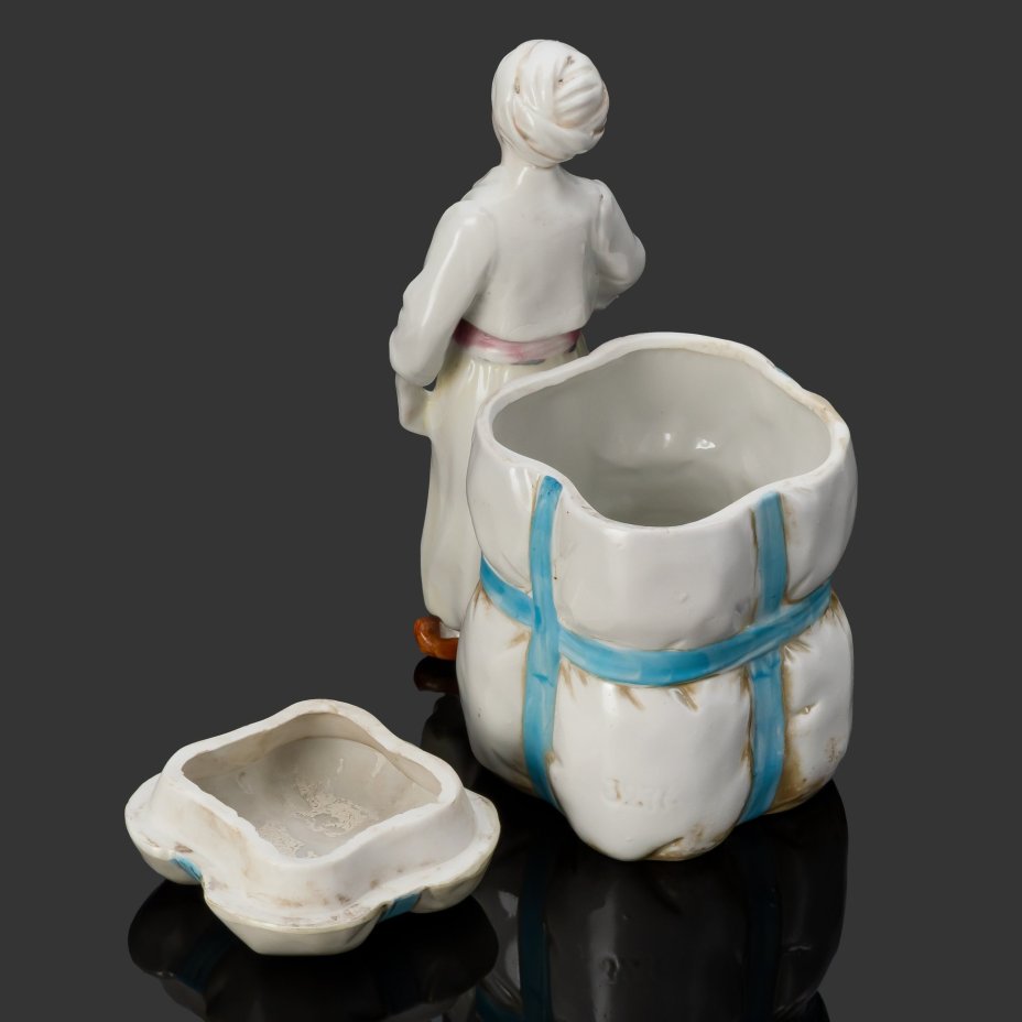 Чайница/шкатулка "Восточный торговец" ("Араб")