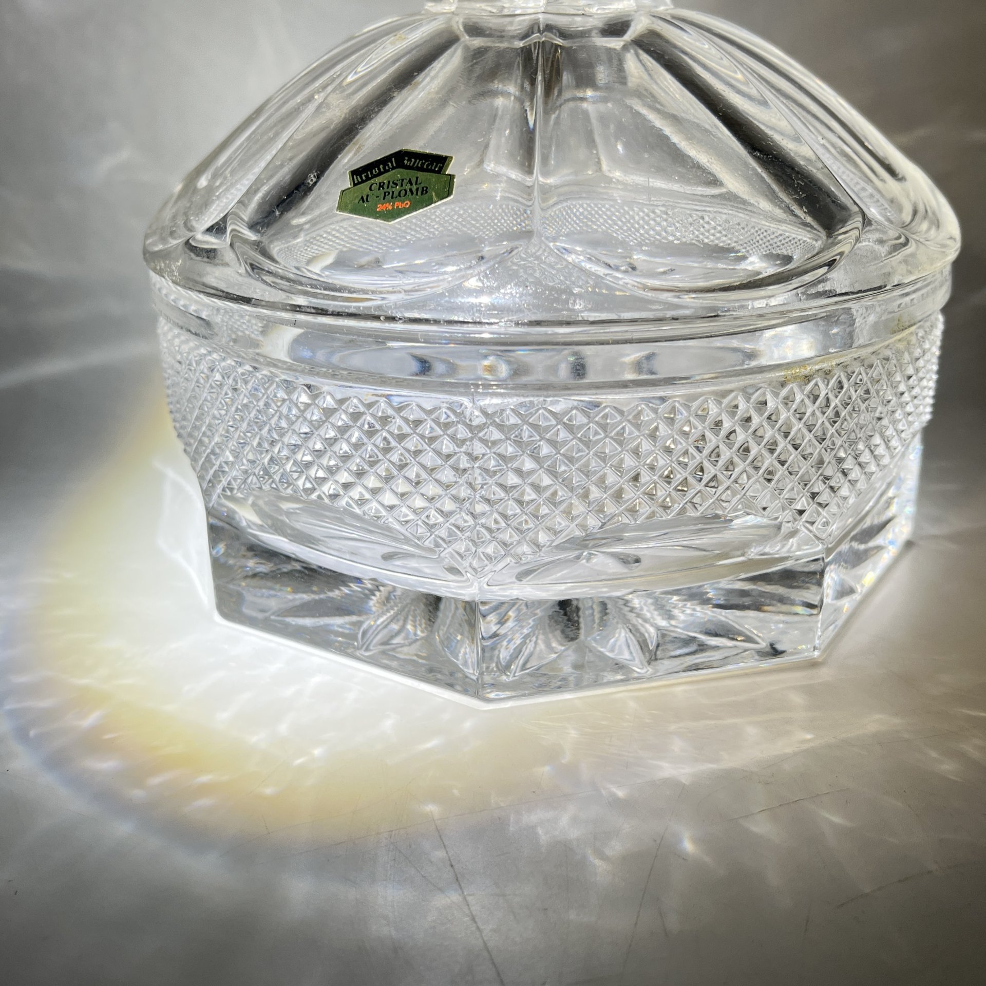 Бонбоньерка (ваза для десерта) круглой формы с геометрическим декором, хрусталь, Kristal Zajecar, Югославия, 1980-2000 гг.