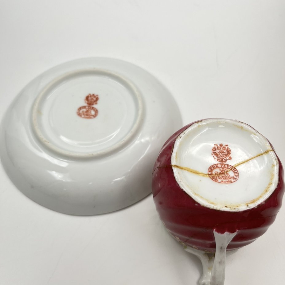 Пара чайная с цветочным декором, фарфор, деколь, крытье, золочение, Фарфоровая фабрика Гарднера, Российская империя, 1892-1917 гг.