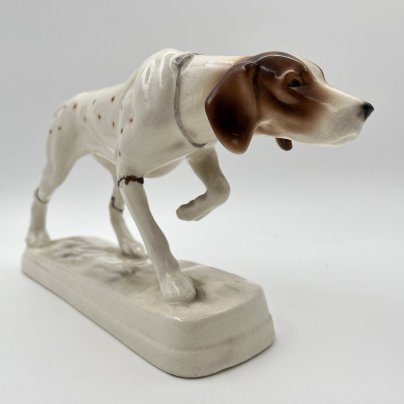 Статуэтка "Гладкошерстный бракк", фаянс, аэрография, Sitzendorf, ГДР, 1950-1972 гг.