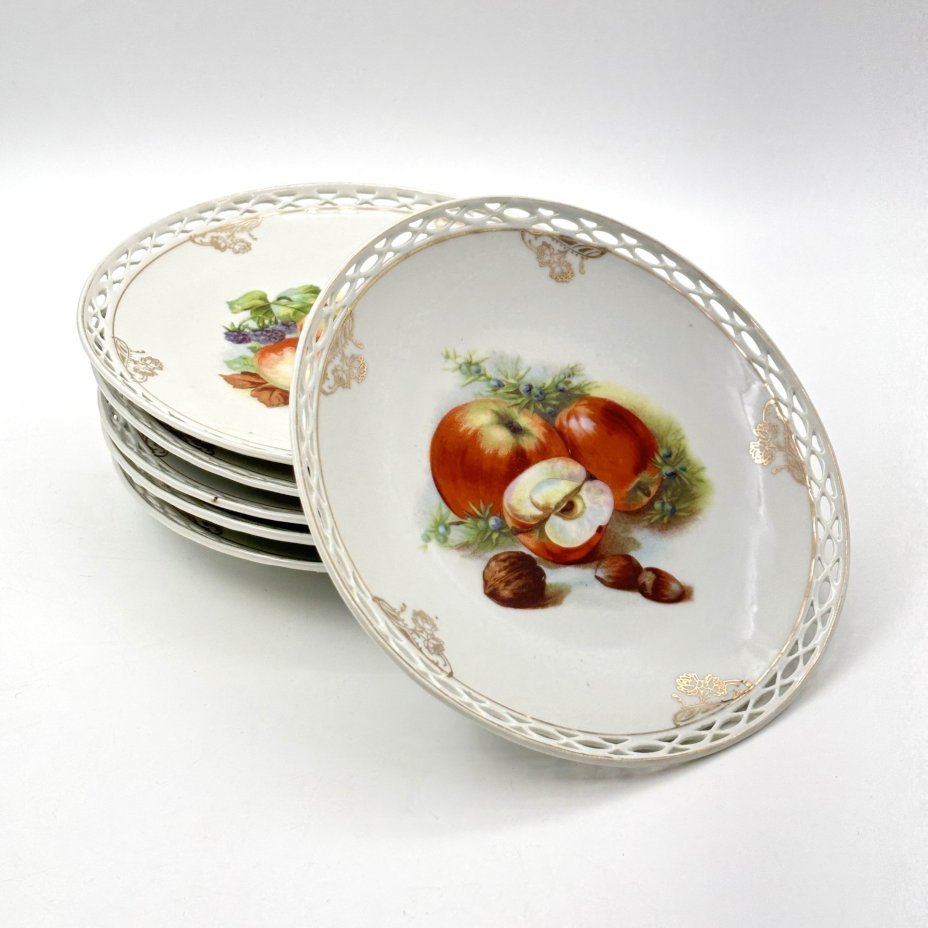 Набор десертных тарелок с прорезным бортом "Ягоды и фрукты" на 6 персон