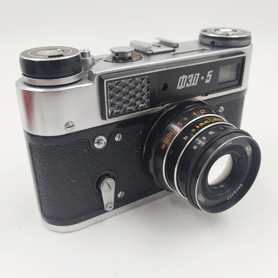 Фотоаппарат "ФЭД-5" с объективом "Индустар-61 Л/Д" в оригинальном кофре, металл, пластик, стекло, кожа, Харьковский машиностроительный завод им. Дзержинского (ФЭД), СССР, 1977-1990 гг., Харьковский машиностроительный завод им. Дзержинского (ФЭД)