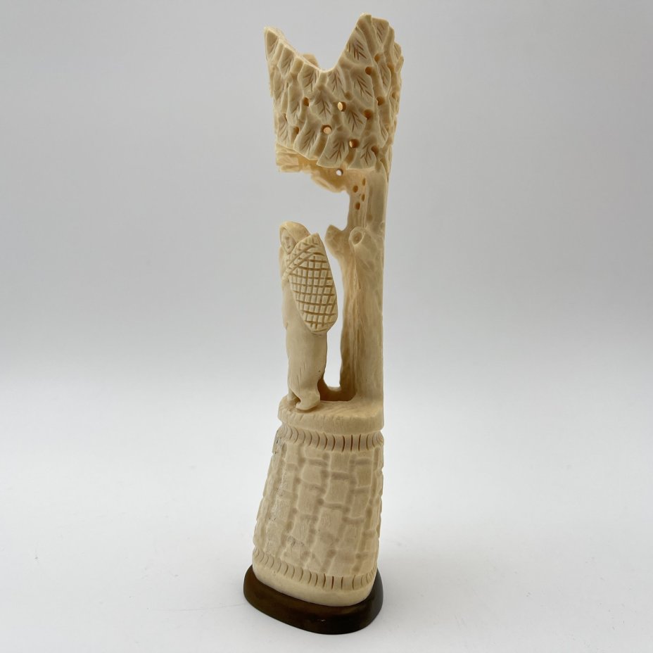 Статуэтка-карандашница "Машенька и медведь"