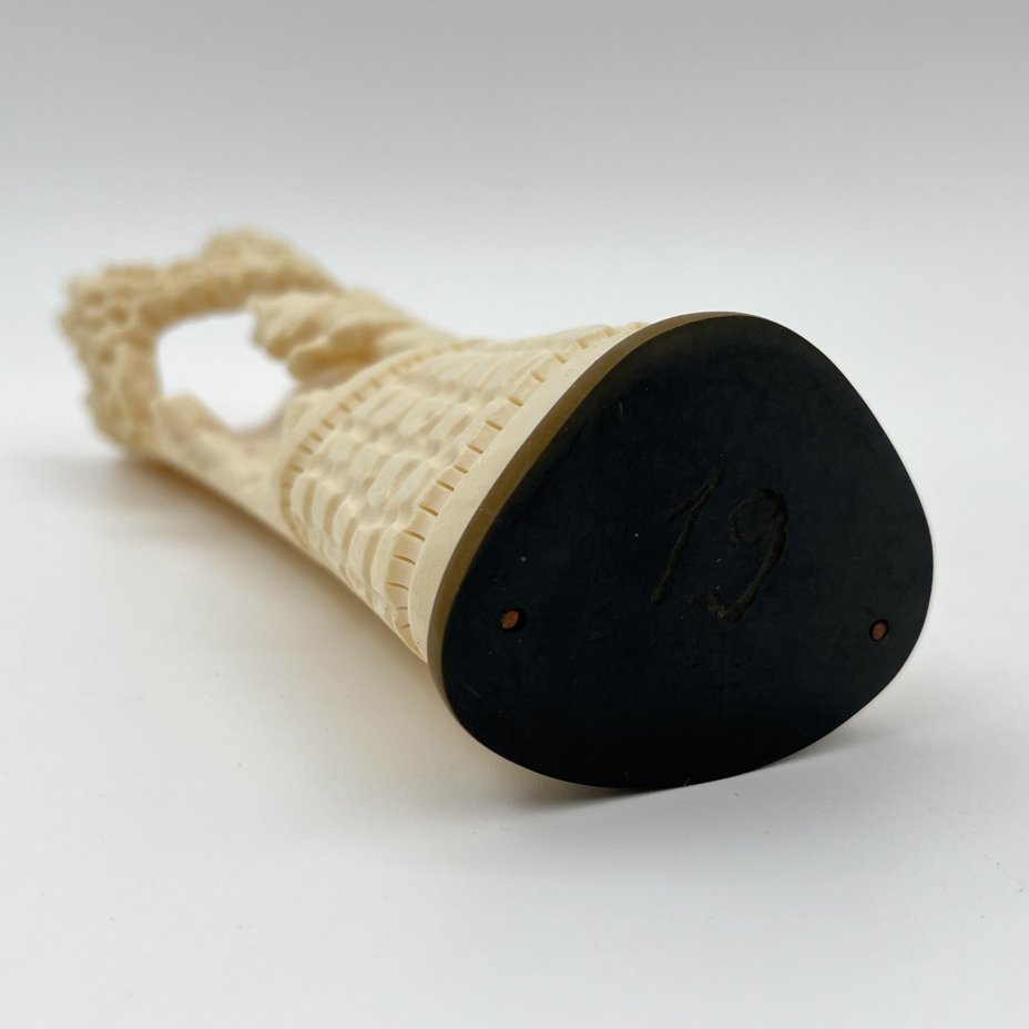 Статуэтка-карандашница "Машенька и медведь"