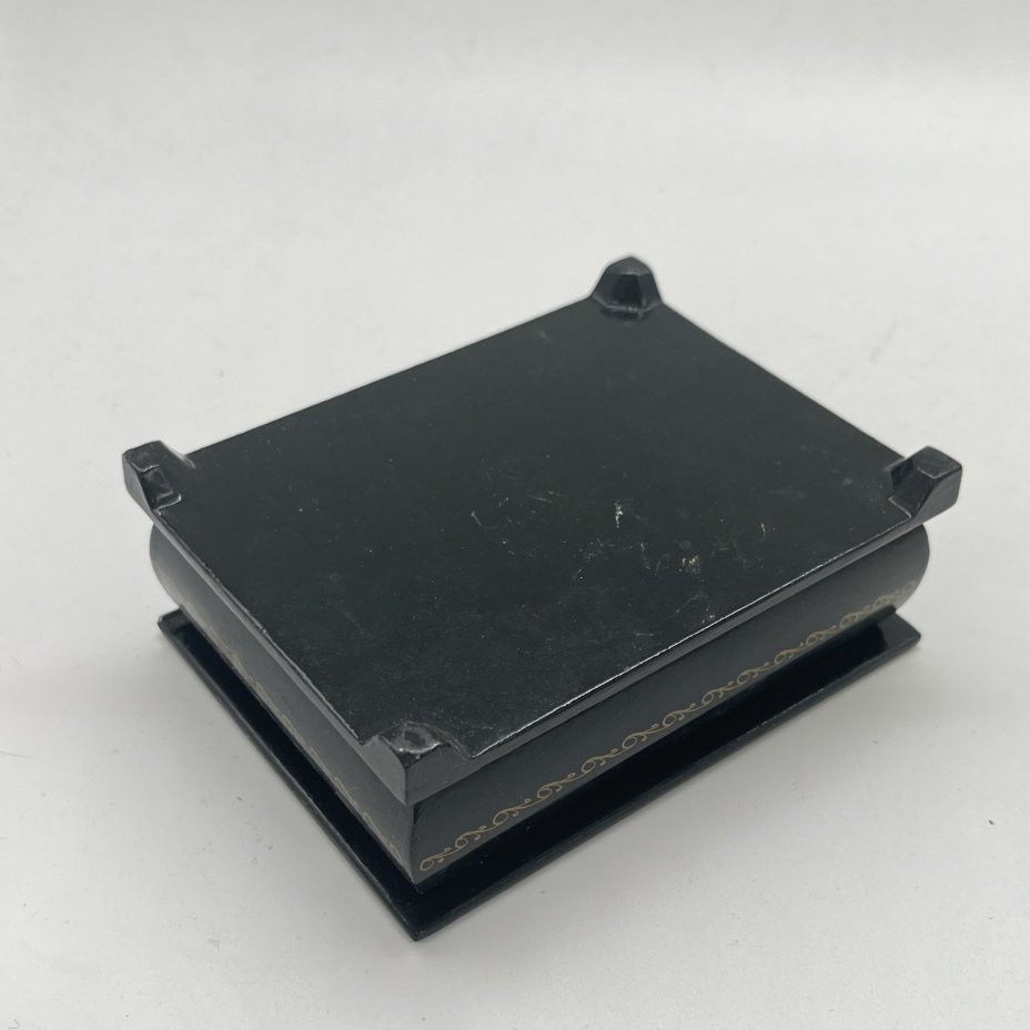 Шкатулка "Тройка"