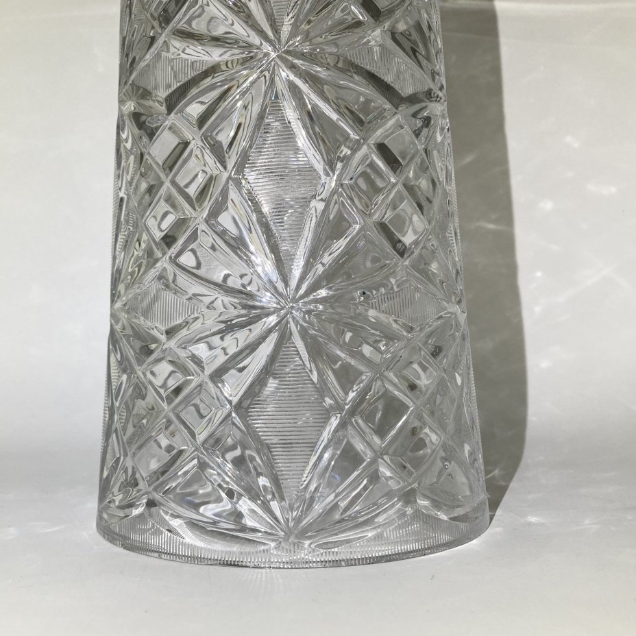 Высокая ваза с геометрическим декором, хрусталь, СССР, 1970-1990 гг.