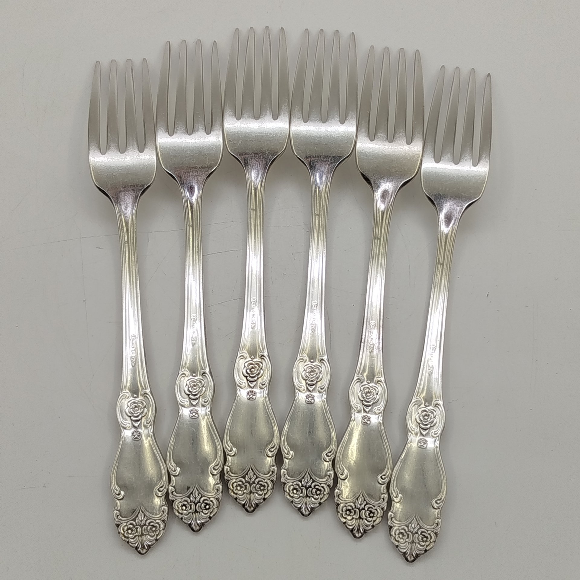 Набор столовых вилок "Серебряная роза" на 6 персон, мНЦ (медь-никель-цинк), Кольчугинский завод цветных металлов, СССР, 1962-1990 гг.