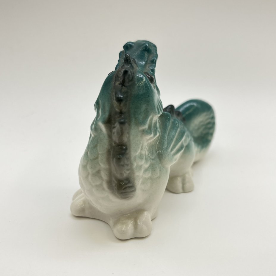 Статуэтка "Дракон", скульптор Т. С. Линчевская, фарфор, Ленинградский фарфоровый завод (ЛФЗ), СССР, 1970-1992 гг.