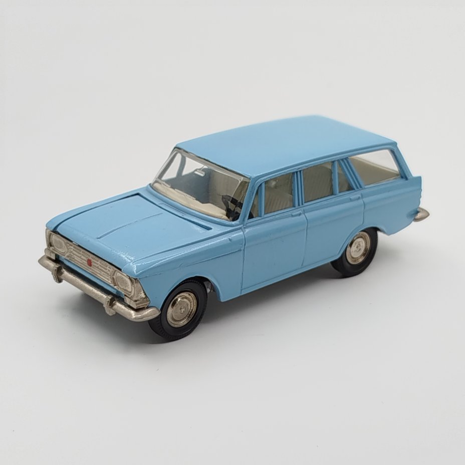 Масштабная модель автомобиля  "Москвич 427" в голубом цвете, 1:43, модель А4