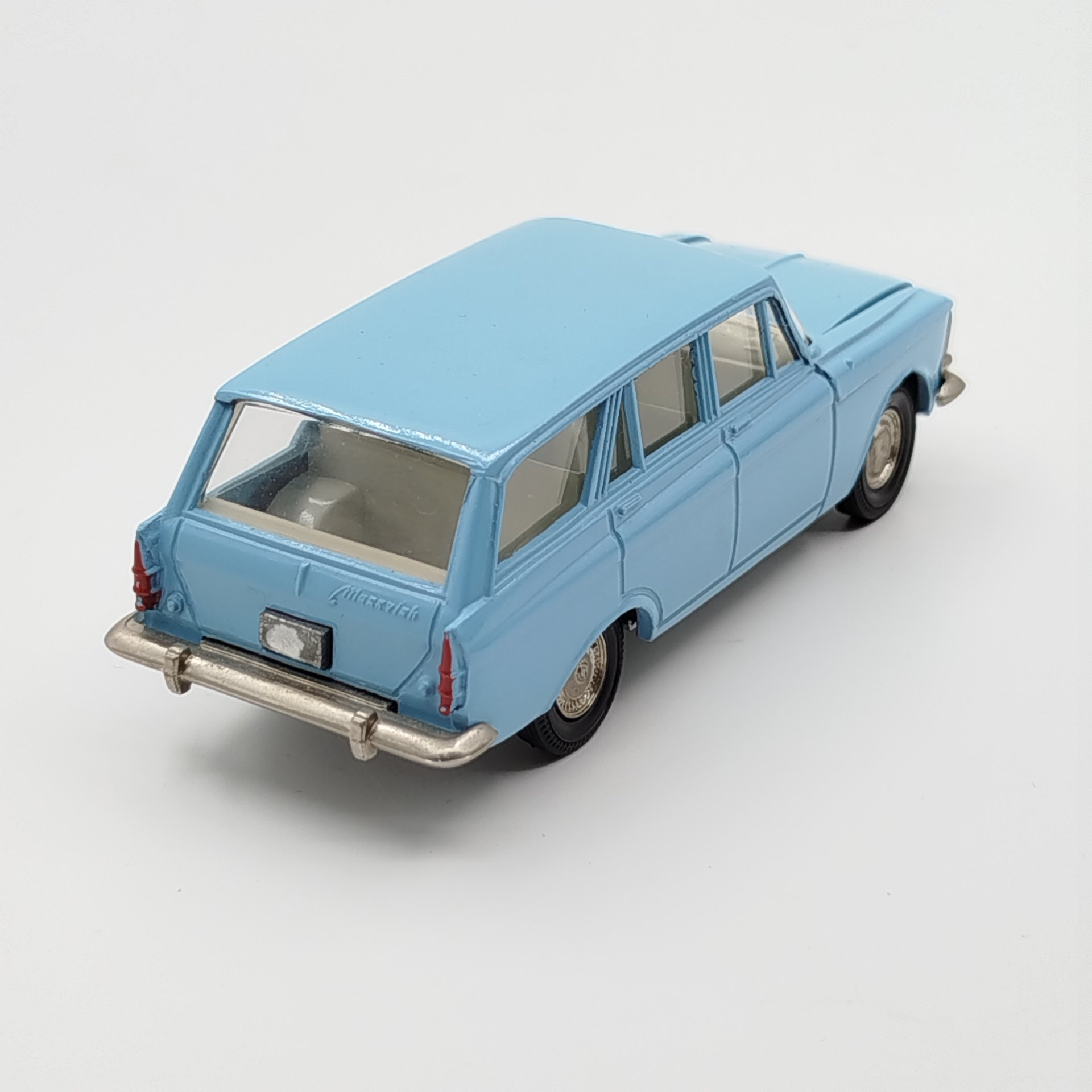 Масштабная модель автомобиля  "Москвич 427" в голубом цвете, 1:43, модель А4 — фото 4