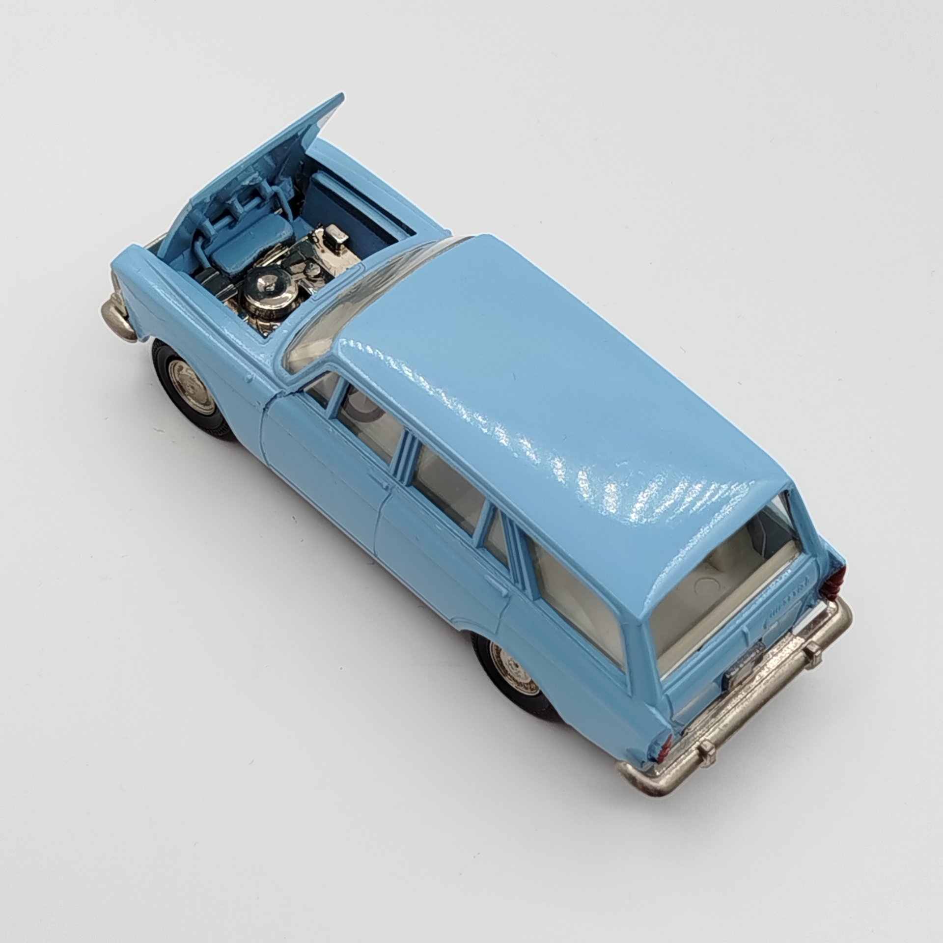 Масштабная модель автомобиля  "Москвич 427" в голубом цвете, 1:43, модель А4 — фото 6