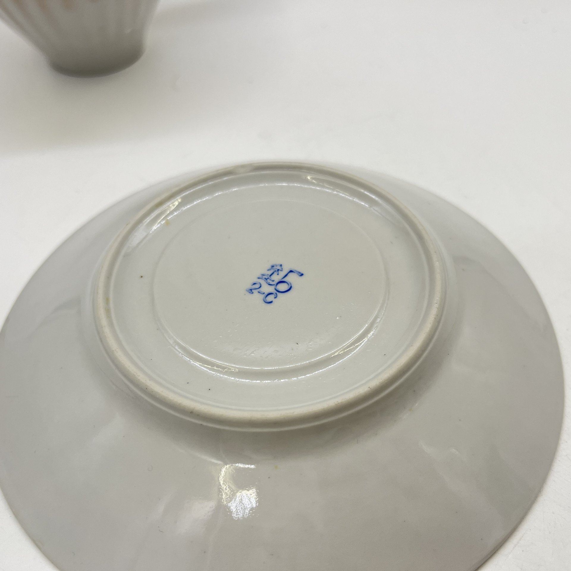 Чайная пара в бело-оранжевой гамме