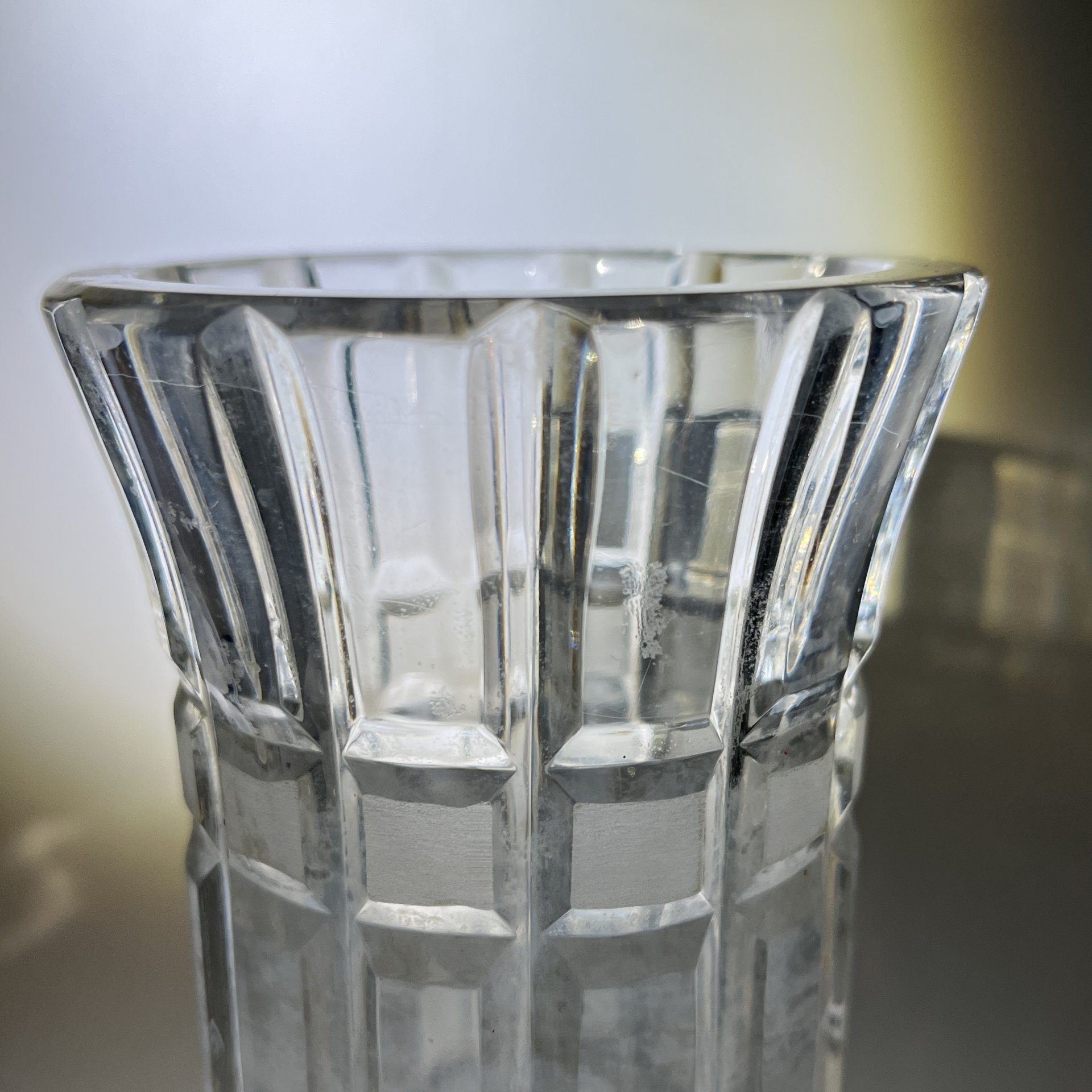 Ваза для цветов "Бисер" с резным геометрическим декором, хрусталь, алмазная грань, Гусевской хрустальный завод (Гусь-Хрустальный), СССР, 1970-1990 гг.