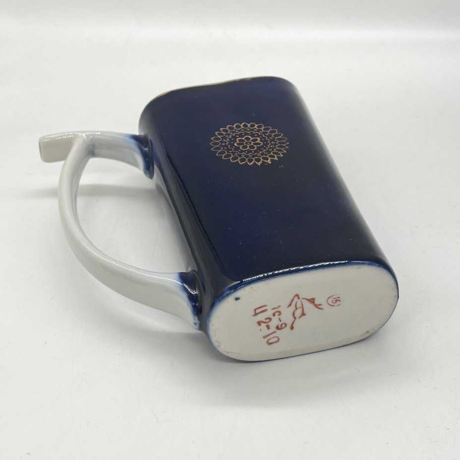 Поильник с цветочным декором, фарфор, крытье, золочение, кобальт, Городницкий фарфоровый завод, СССР, 1970-2000 гг.