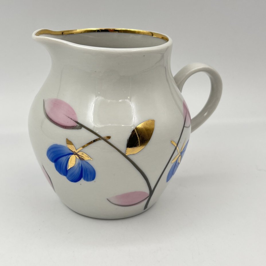 Молочник/сливочник, украшенный цветочным декором, фарфор, роспись, золочение, Дулевский фарфоровый завод (Дулёво), СССР, 1968-1991 гг.