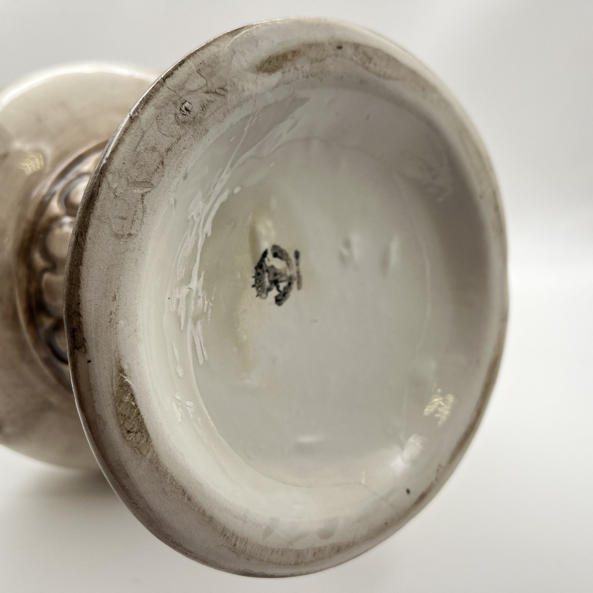 Кувшин с лепным цветочным декором, фаянс, роспись, Capodimonte (Каподимонте), Италия, 1960-1990 гг.