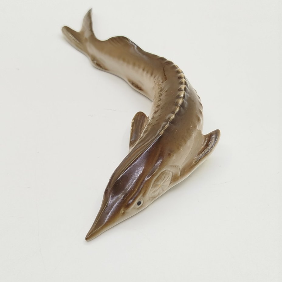 Статуэтка "Севрюжка", автор В.В. Сальвин