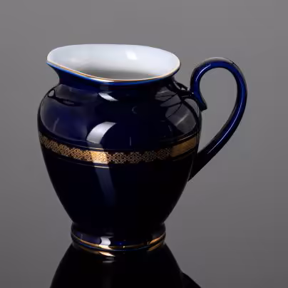 Молочник с орнаментальным пояском, Ленинградский фарфоровый завод (ЛФЗ)