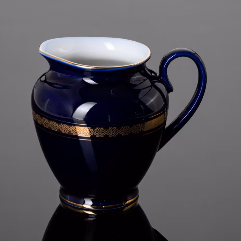 Молочник с орнаментальным пояском, Ленинградский фарфоровый завод (ЛФЗ)