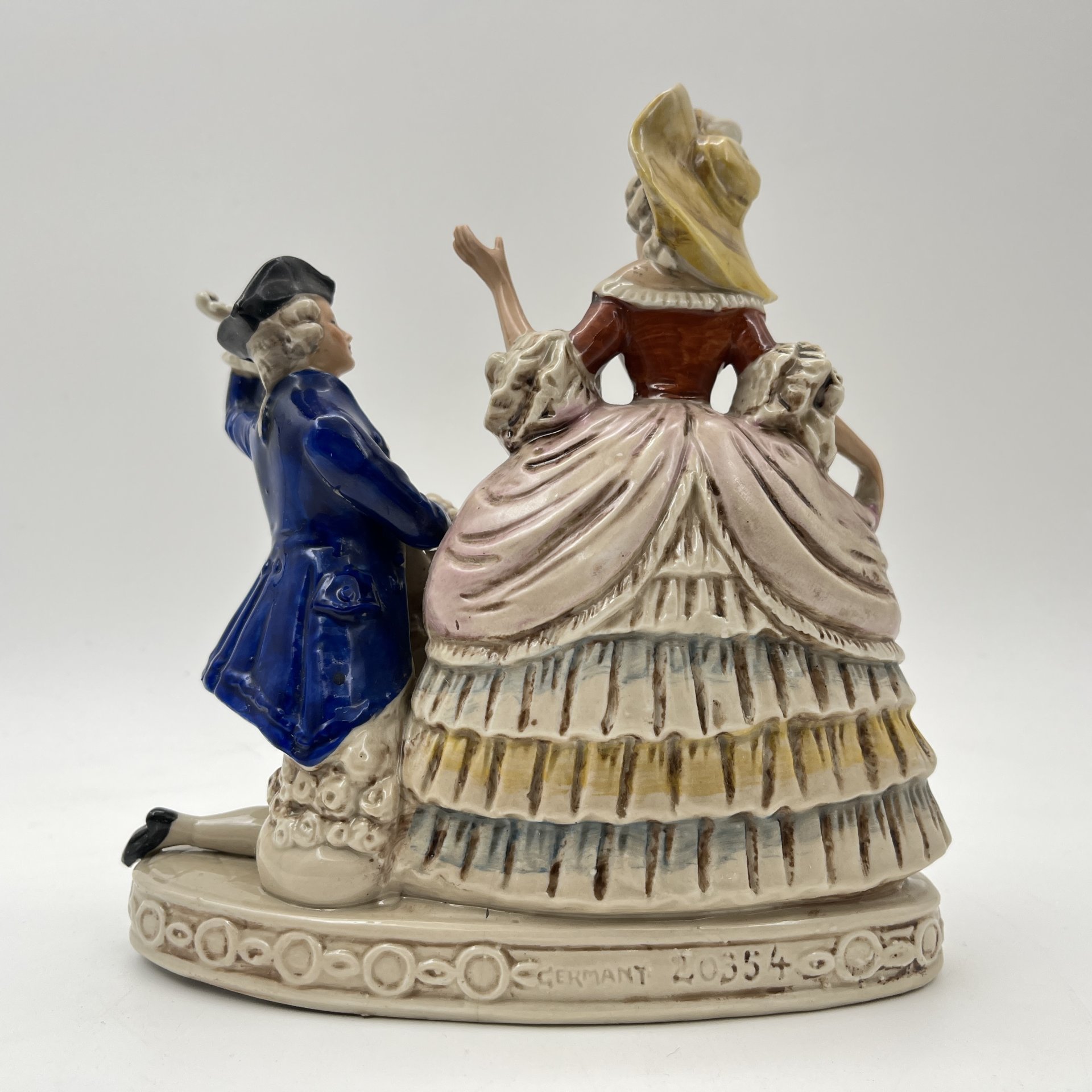 Статуэтка "Серенада для возлюбленной" ("Галантная сцена")