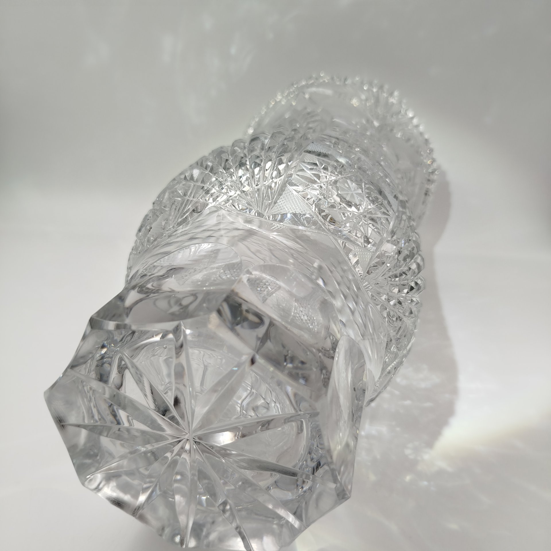 Ваза для цветов "Фирменная" (большая), хрусталь, алмазная грань, Дятьковский хрустальный завод, Россия, 1990-2010 гг.
