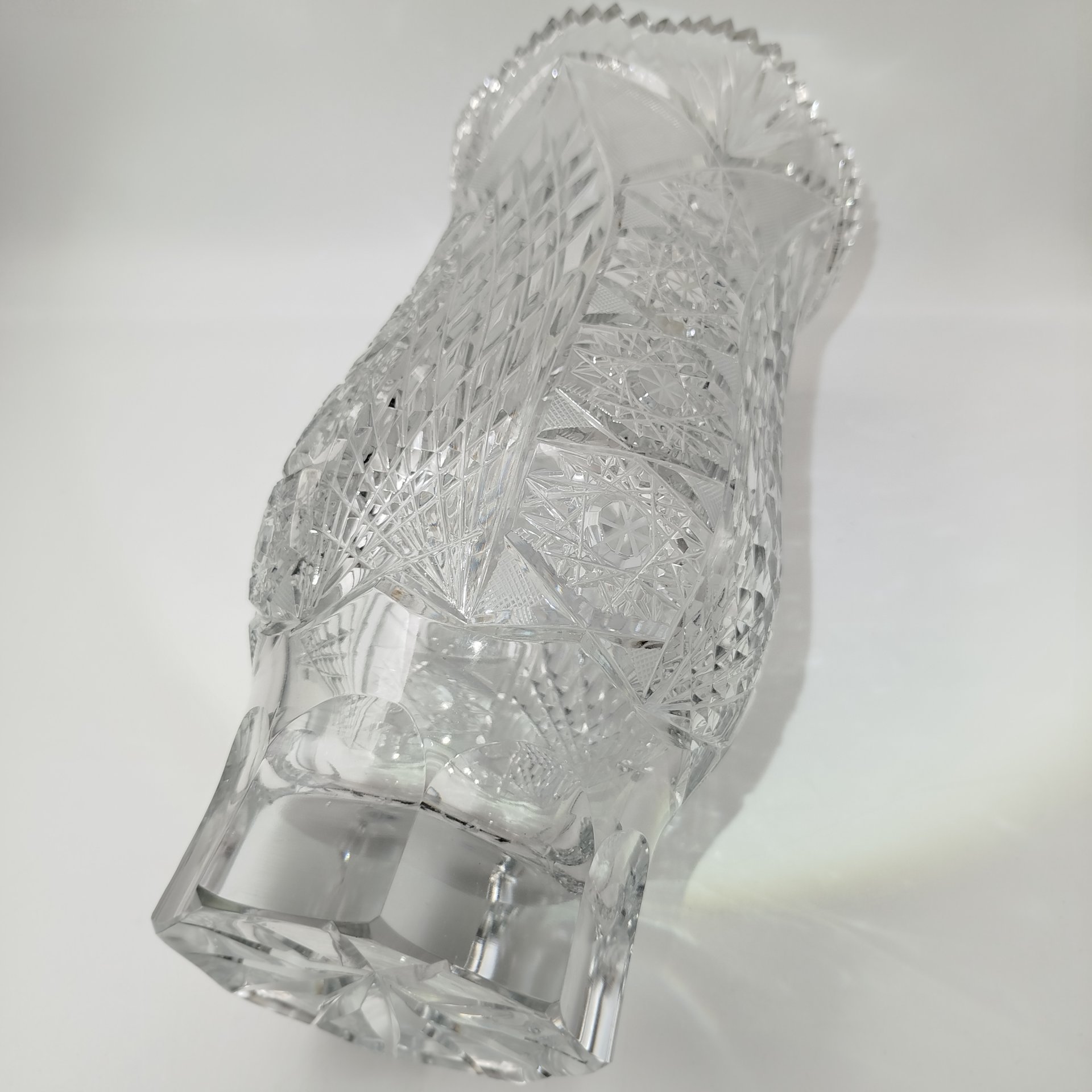 Ваза для цветов "Фирменная" (большая), хрусталь, алмазная грань, Дятьковский хрустальный завод, Россия, 1990-2010 гг.