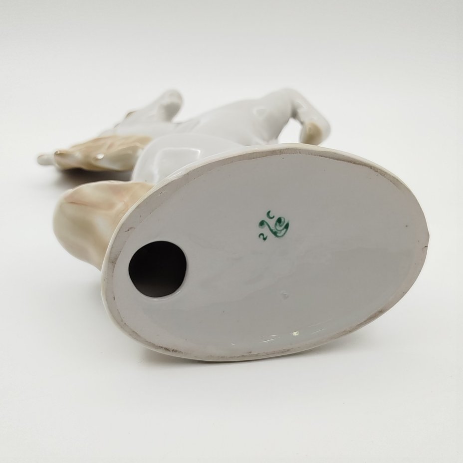 Статуэтка "Конь на дыбах", фарфор, роспись, Полонский завод художественной керамики (Полонное ЗХК), СССР, 1973-1991 гг.