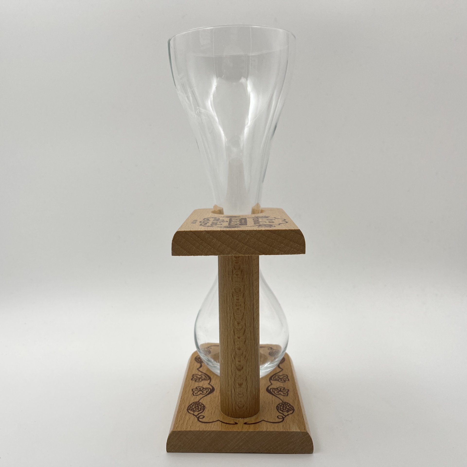 Бокал для пива (для Квака (Kwak)) уникальной формы с ручкой выполненной из дерева