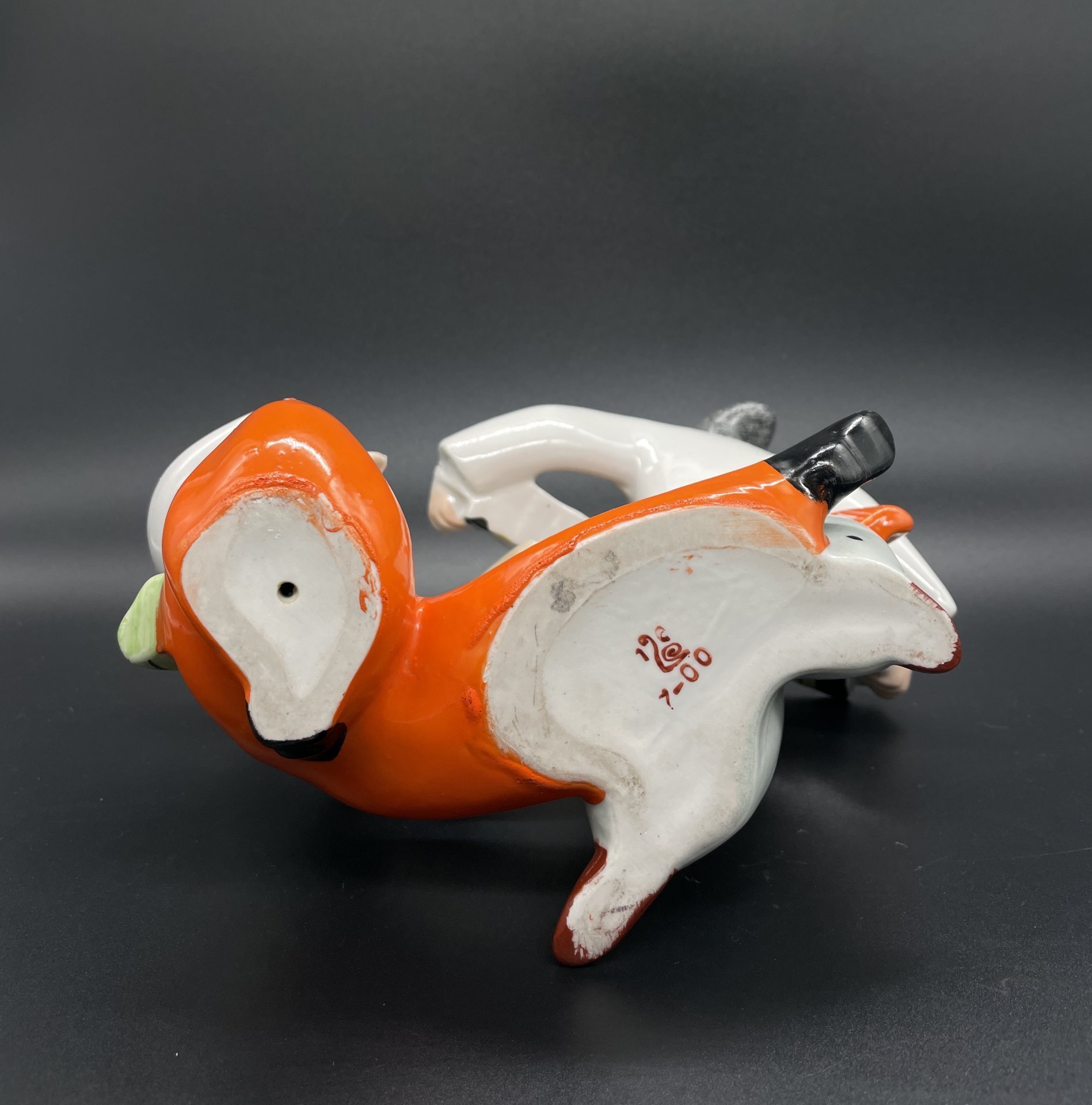 Статуэтка "Гопак", фарфор, роспись, Полонский фарфоровый завод, СССР, 1973-1991 гг., Полонский фарфоровый завод