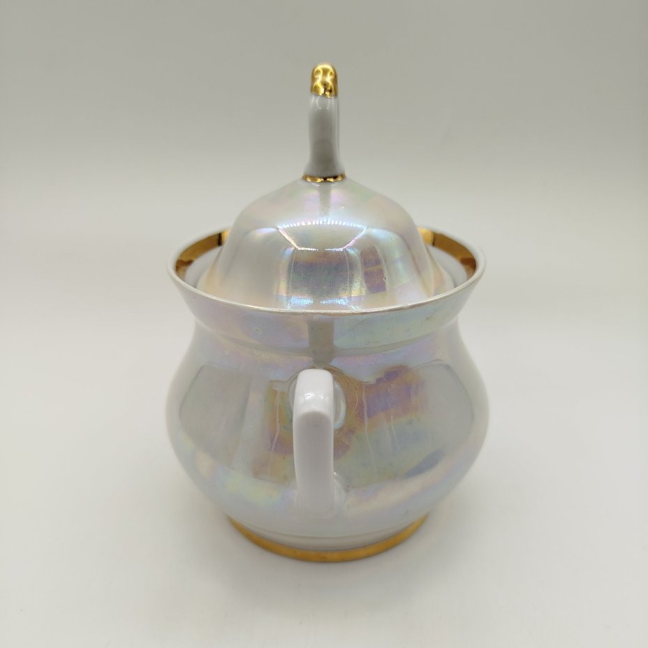 Сахарница, фарфор, золочение, люстр, Минский фарфорово-фаянсовый завод, СССР, 1968-1983 гг., Минский фарфорово-фаянсовый завод