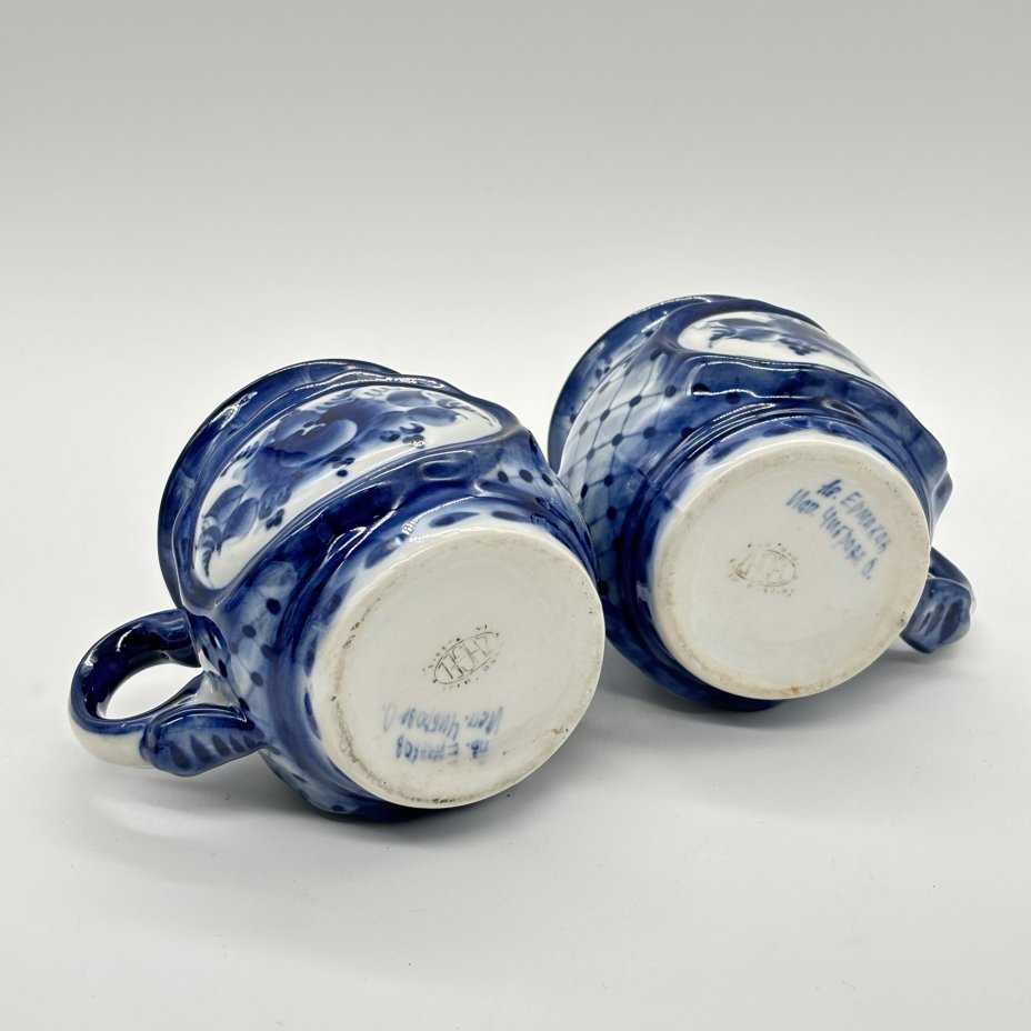 Набор из 2-х чашек с цветочным декором, фарфор, роспись, Гжельский фарфоровый завод, Гжельский фарфоровый завод