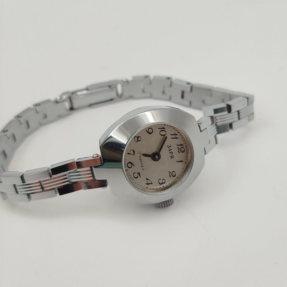 Часы наручные "Заря" в оригинальной упаковке с документами, металл, стекло, картон, Пензенский часовой завод, СССР, 1991 г.